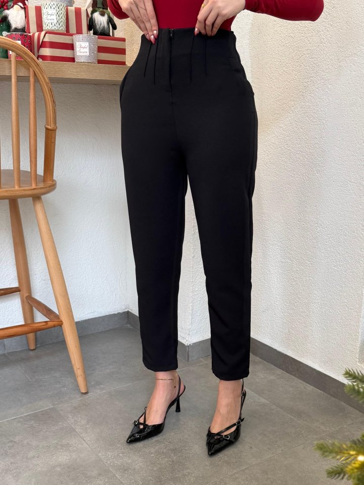 Siyah