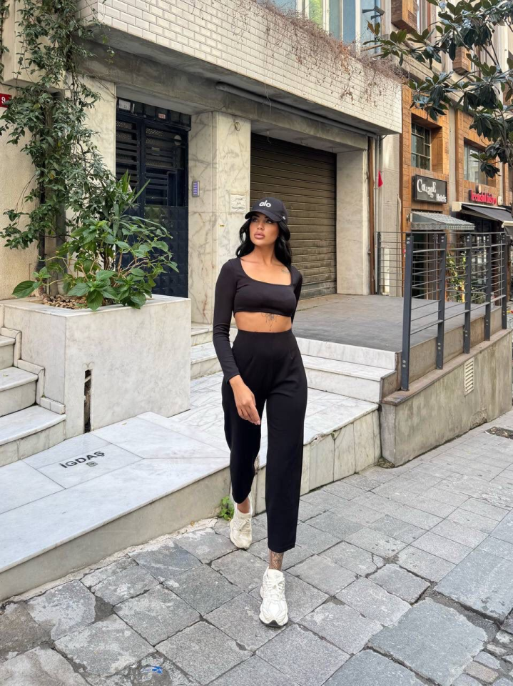 Siyah