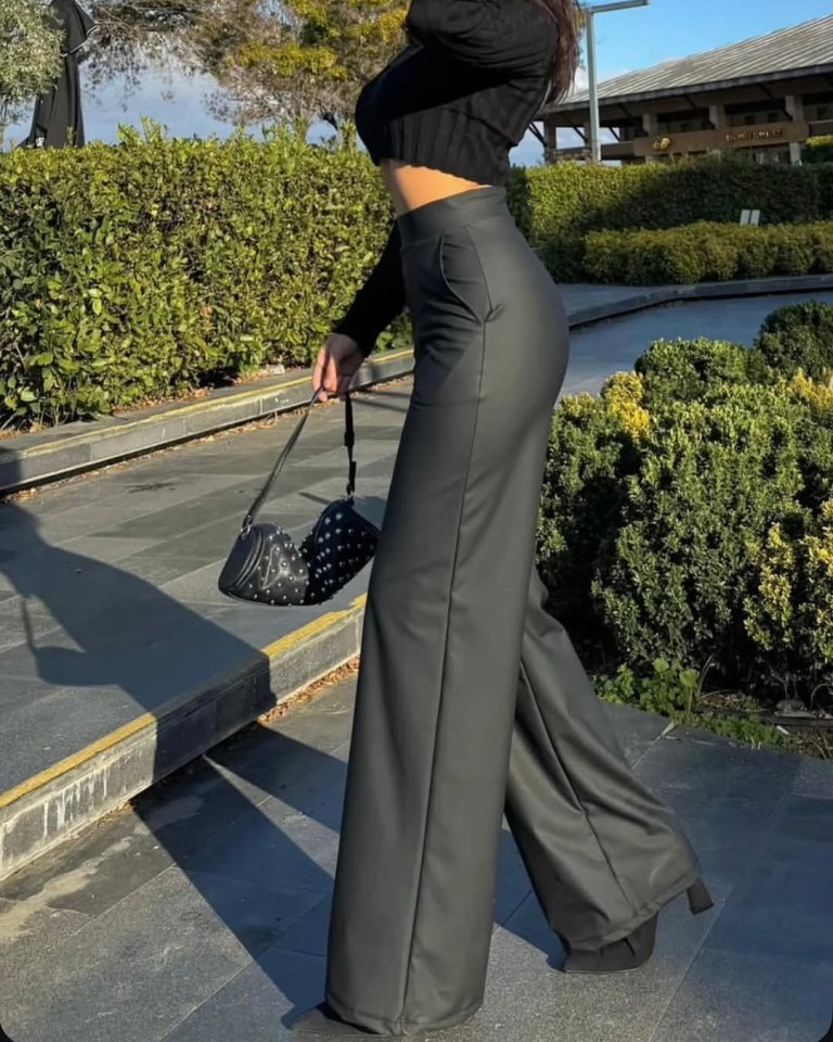 Siyah