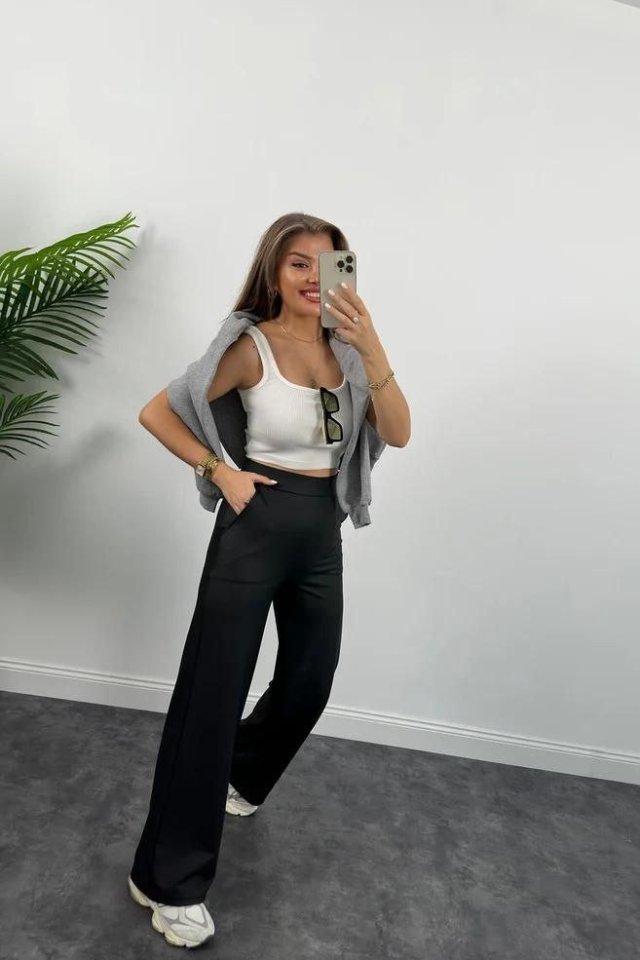 Siyah