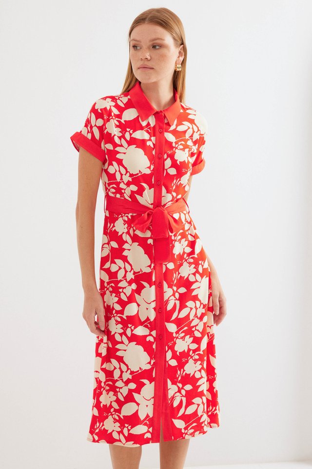 Kırmızı