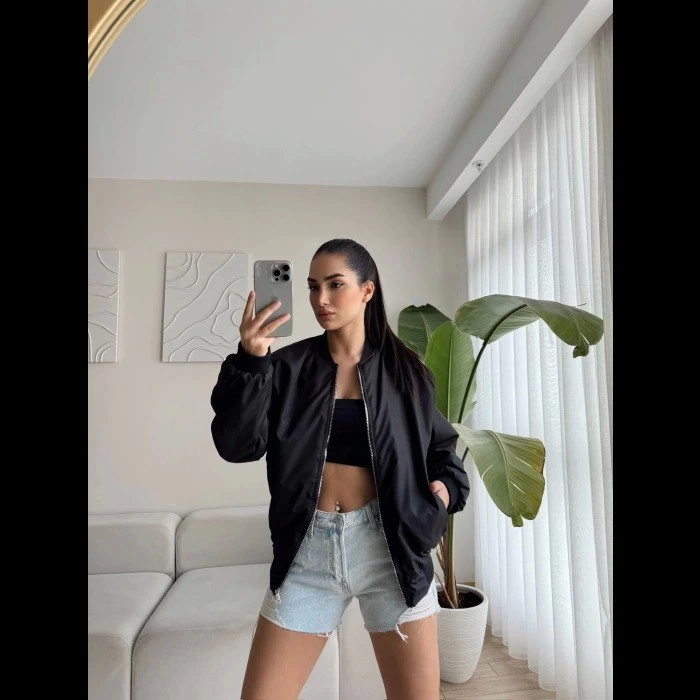 Siyah