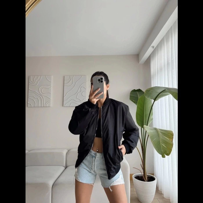 Siyah