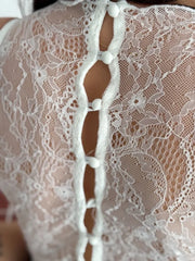 Dantel Detaylı Derin Dekolte Body Şık Kolsuz Yazlık Bodysuit - Beyaz
