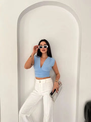 Vatkalı Kolsuz V Yaka Drapeli Crop Bluz Likralı Fit - Bebek Mavisi
