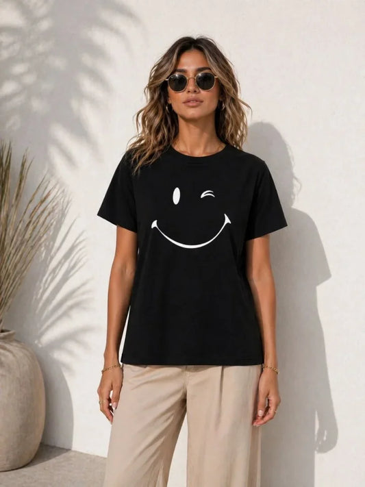Minimal Gülümseyen Yüz Baskılı Tişört Kısa Kol Yazlık T-Shirt - Siyah