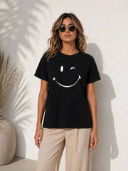 Minimal Gülümseyen Yüz Baskılı Tişört Kısa Kol Yazlık T-Shirt - Siyah