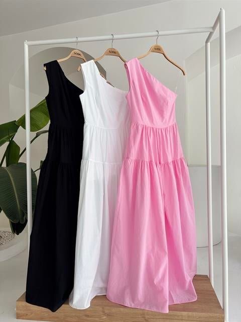 Si̇yah