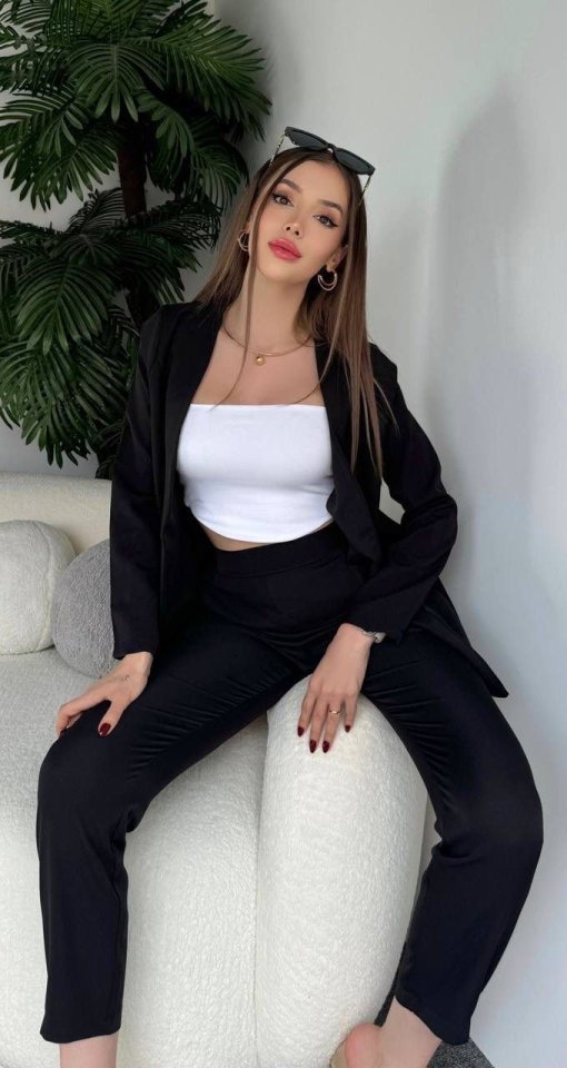Siyah