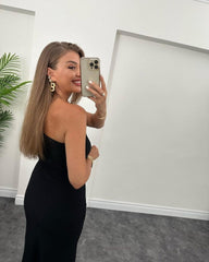 Siyah